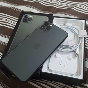 Brand new iPhone 11 Pro Max 512 GB unlocked